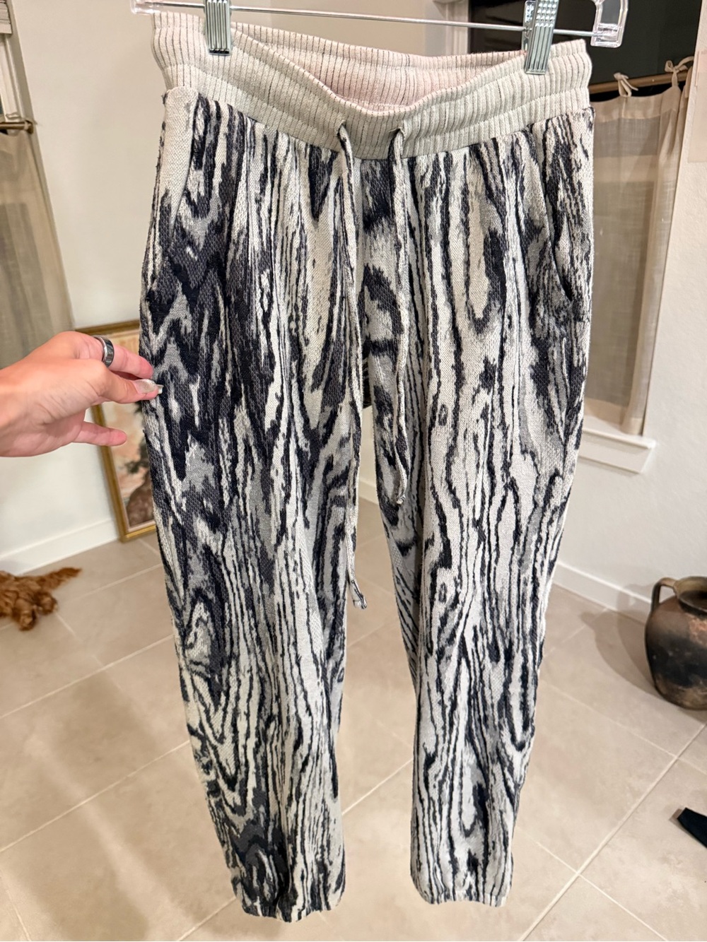 Women's Black & White Patterned Joggers